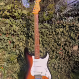 FENDER STRATOCASTER 