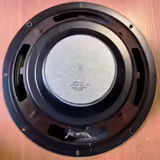 Reproduktor z Marshall MG50GFX