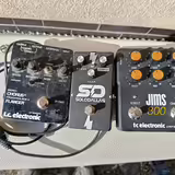 Prod&aacute;m raritn&iacute; efekty a to.....1. T.C.ELECTRONIC SCF CHORUS-
