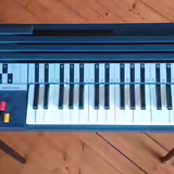 Harmonium Antonelli elektrick&eacute;, s kufrem, na nožičk&aacute;ch