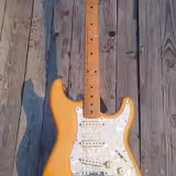 Stratocaster Aria PRO MADE IN JAPAN 70. L&Eacute;TA