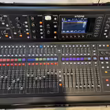 Midas M32Live + Thon case