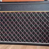VOX V15 lampov&eacute; kombo 2x10 - made in England