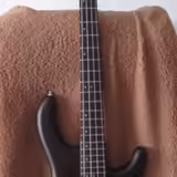 Prod&aacute;m baskytarov&yacute; set Baskytara + kombo+ baskytarov&yacute; efekt 