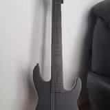 Nehran&aacute; barytonov&aacute; 7strunka ESP LTD M-7HT Black Metal