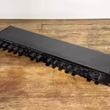 Alesis 3630 Compressor &ndash; Legenda French House zvuku