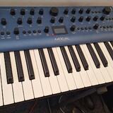 Modal - Cobalt 8