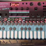 Sonicware LIVEN BASS&BEATS SLEVA!