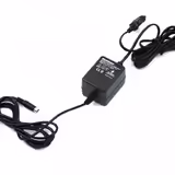 Nap&aacute;jec&iacute; zdroj Behringer MXEU5