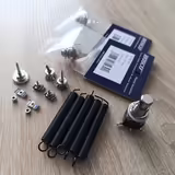 Kytarov&yacute; hardware a nožn&iacute; sp&iacute;nač