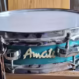 K&uacute;pil by som si tak&yacute;to Piccolo. Amati..