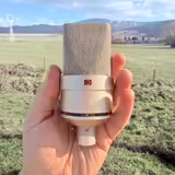 Neumann TLM 103 - prekvapivo schopn&aacute; k&oacute;pia