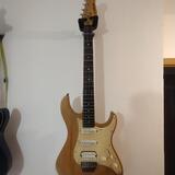 YAMAHA EG 112 C