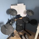 Elektronické bicí ALESIS Turbo Mesh Kit – Kompletní set