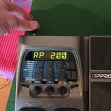 Multiefekt Digitech RP200 + Kustom DART10FX + bonus