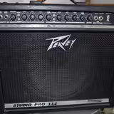 kombo Peavey Studio PRO 112, doprava na v&yacute;d. m&iacute;sto v ceně