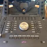 Avid Dock