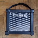 Roland Micro Cube GX - bateriové kombo