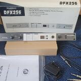 Phonic DFX256 digitální efektový procesor – komplet+kabely