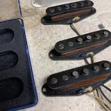 Fender stratocaster set AVRI 1986-8
