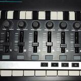 MIDI kontroller Omnitronic FAD.9