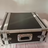 2xstereo zesilovač v racku