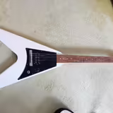 Prod&aacute;m el.kytaru Gibson flying V Melody maker Satin white