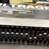 EQUALISER_BEHRINGER_FBQ1502