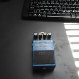 BOSS CS-3 kompresor
