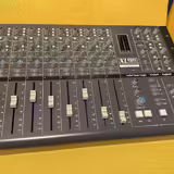 SSL X-Desk SuperAnalogue &ndash; analog summing mixer