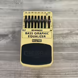 Behringer BEQ700 Baskytarov&yacute; Ekvaliz&eacute;r