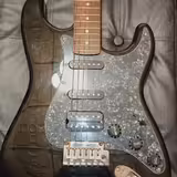 SQUIER DELUXE STRAT HOT RAILS r2010