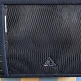 Odposlechy Behringer