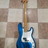 Fender Pestision vyrobaJaponsko z 80 lez