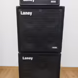 Prod&aacute;m baskytarov&yacute; apar&aacute;t Laney