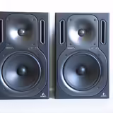 Behringer TRUTH B2030A