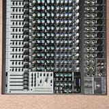 Behringer 2442FX. Na náhradní díly Prodám/Vyměním