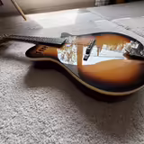 mandol&iacute;na Godin A8  made in Kanada