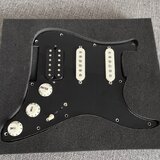 Squier Classic Vibe HSS (pickguard)