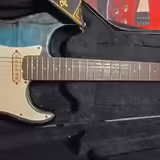 FERNANDES  Stratocaster 