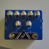 Phil Jones Bass PE-5 Baskytarov&yacute; preamp / DI box