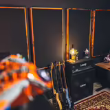 Ručně vyr&aacute;běn&eacute; akustick&eacute; panely