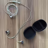 SHURE SE 425 in ear sluch&aacute;tka