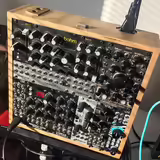 Eurorack modular case, shakmat, erica synths, bastl, kabely