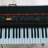 Roland JUNO 60