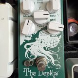  Univibe Earthquaker Devices -The Depths univibtremolorotary