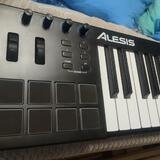 Alesis V49