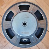 15" Bass/kytar repro 200 watt, 8 ohm.