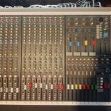 Allen & Heath GL3300 ze studia