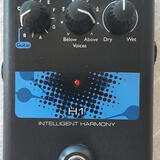 TC Helicon Voicetone H1 - vokálni efektový procesor 